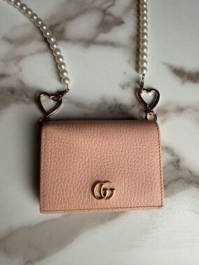 Authentic Gucci compact wallet  Pink Beige